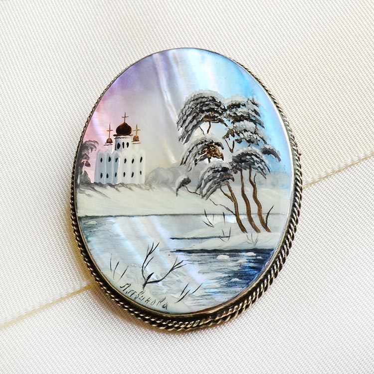 Russian Fedoskino Mother of Pearl Brooch Hand Painted online Winter Landscape Signed