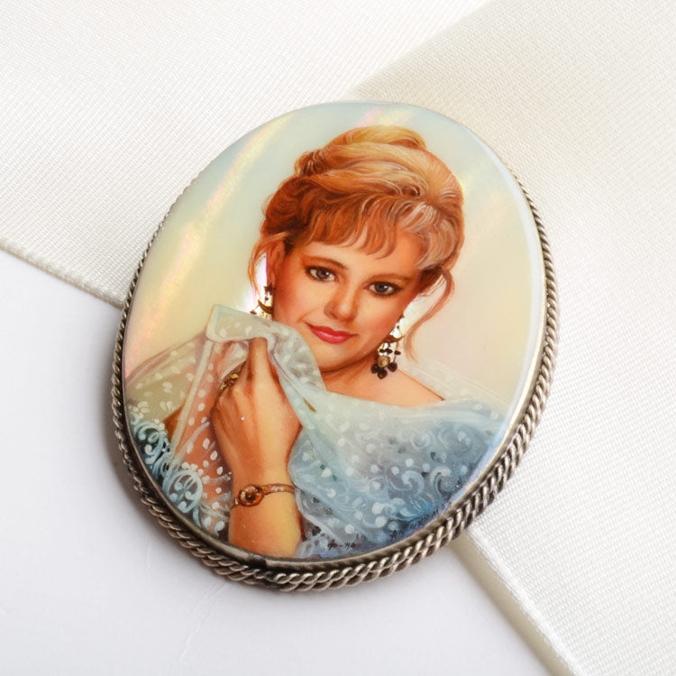 Noble Woman Portrait Pin Brooch – The Russian Store