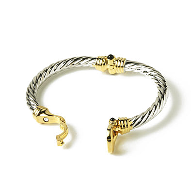 Buckle hot sale bangle bracelet